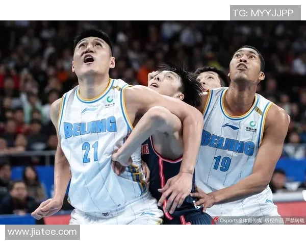 赛后复盘：北京篮球队与杭州篮球队的精彩对决与战术分析